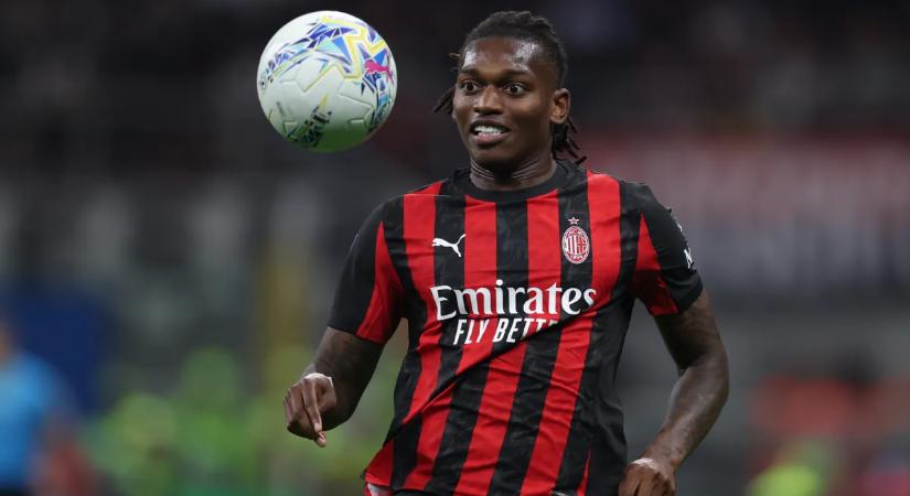 Három MU-játékos közül választhat a Milan Leaóért cserébe – sajtóhír