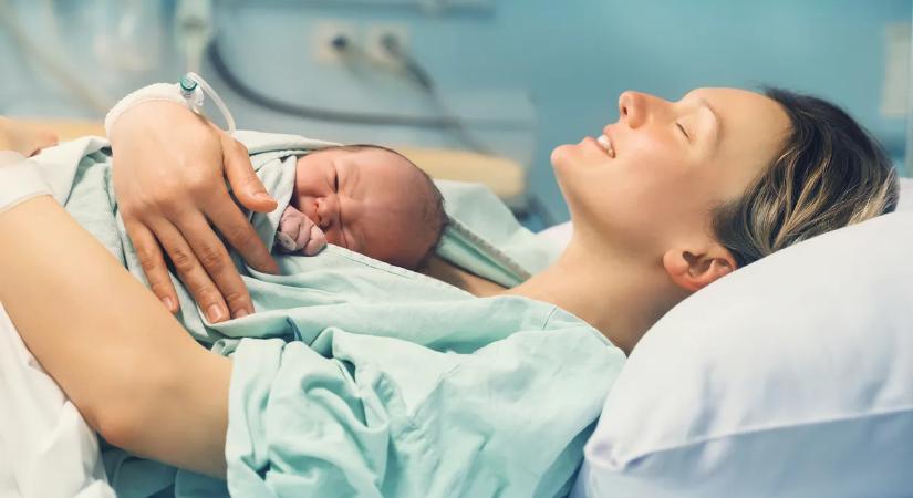 "Légy erős, harcos!" - Elájult a szülés közben az édesapa