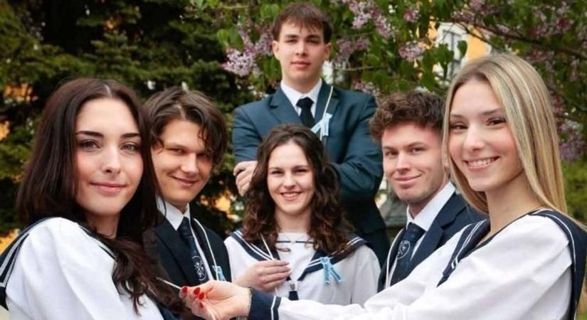 Ők Vas vármegye végzős diákjai - lapozható kiadvány