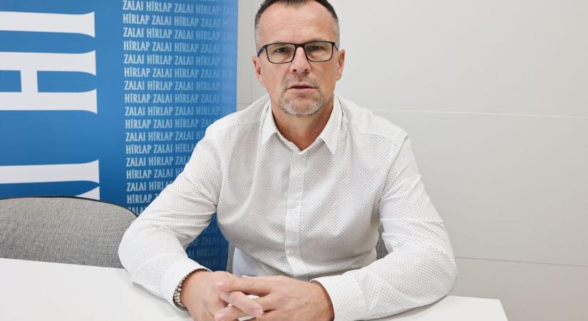 Kereszttűzben a zalai település polgármestere: a politikai kampány miatt fordult ellene a testület