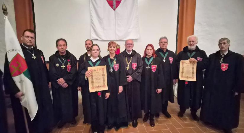 „Valósággal igaz vagyok e testvéri közösség iránt”