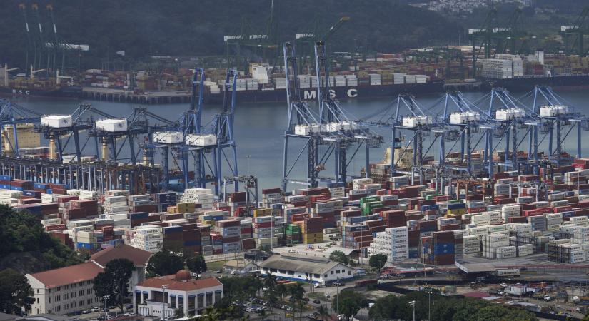 Panama miatt veszekszik most Kína és Amerika