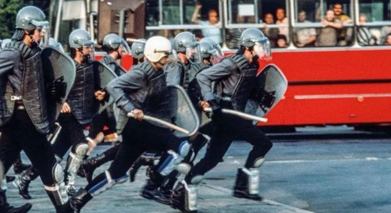 Fotókon, ahogy az apokalipszis berúgja az ajtót