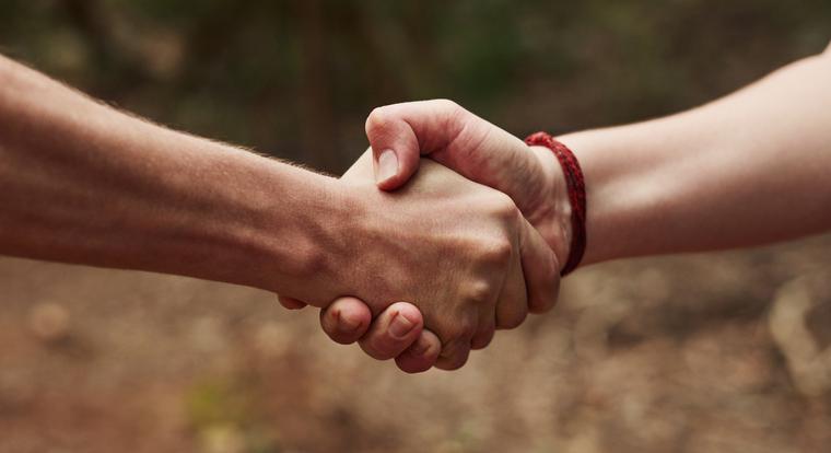 Két egri intézménybe keresnek vezetőt