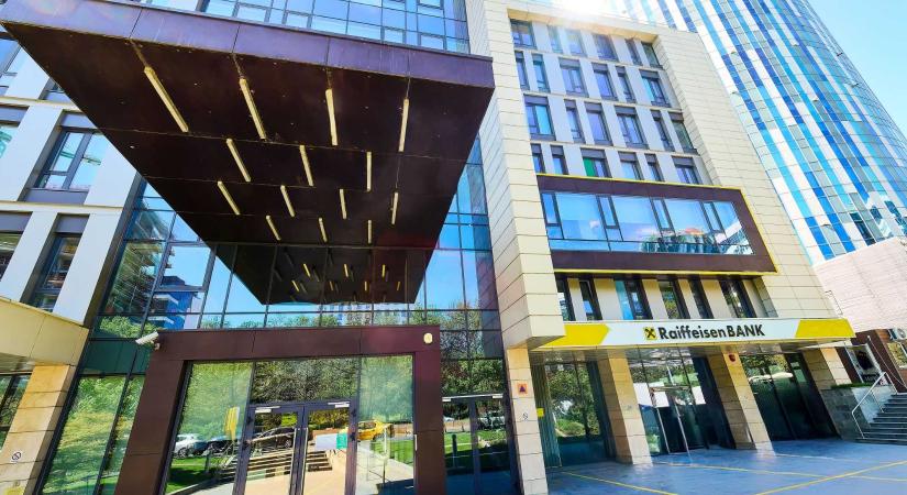 A Raiffeisen Bank magyar nyelvű kommunikációval és ingyenes forintszámlával bővíti szolgáltatásait