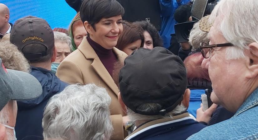 Megszűnt jelenlegi formájában a DK (?)