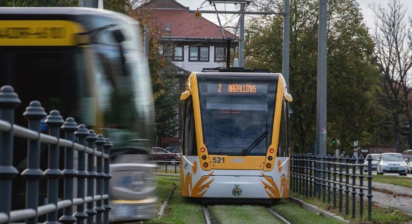 Megváltozik a debreceni menetrend a hosszú hétvégén – van egy járattípus, ami teljesen eltűnik