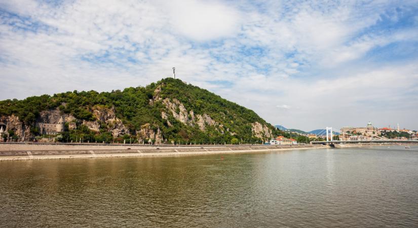 Rendkívüli a helyzet Magyarországon: vészjósló dolog bukkant elő a Dunából