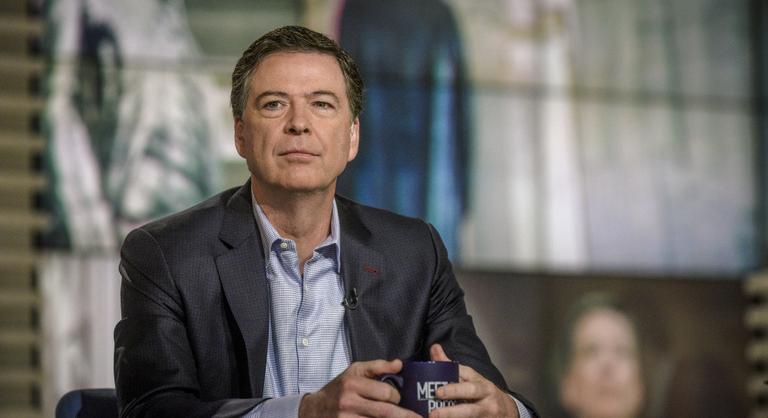Vádat emeltek a volt FBI-igazgató ellen, a gyanú szerint halálosan megfenyegette Donald Trumpot