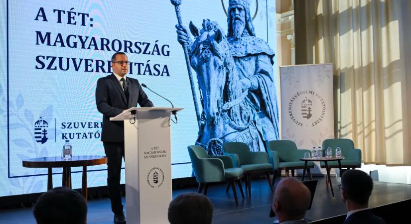 Két és fél hét után adott magáról életjelet először a Szuverenitásvédelmi Hivatal, ahol milliárdokat fizetnek kommunikációra