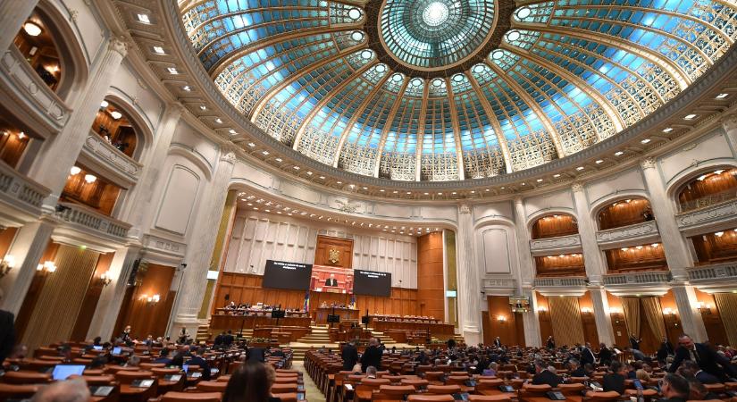 PSD–AUR-kormány? – A pártját kritizáló szociáldemokrata politikus szerint ez az egyetlen forgatókönyv