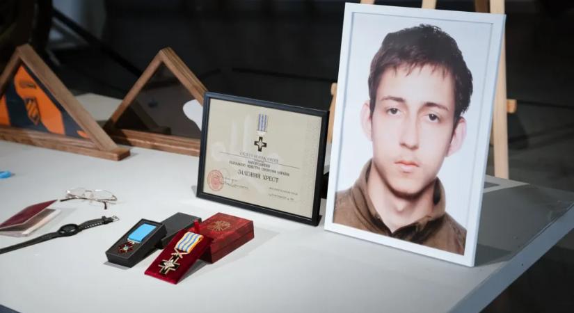 Kormányváltás kellett ahhoz, hogy a közmédia írjon az ukrán fronton meghalt magyar fiatalról