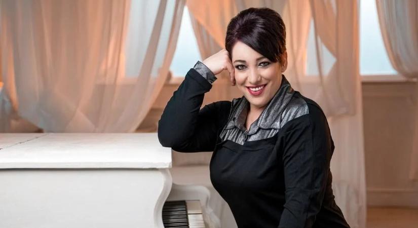 13 éve él házasságban Baby Gabi: titokzatos férjével így tartják életben a tüzet