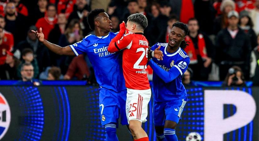 Meglepő változtatás jön a vébére, egy egyszerű mozdulatért villanhat a piros