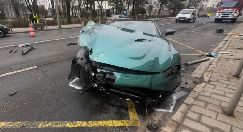 Súlyos börtönbüntetést kér az ügyészség az Aston Martin-os gázolóra – videó