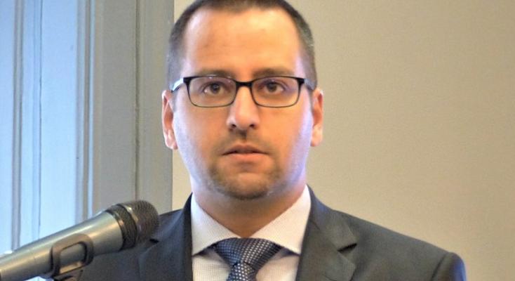 Magyar: Megszüntetjük a Szuverenitásvédelmi Sóhivatalt