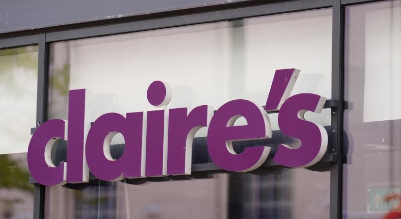 Búcsú a csillámtól - Bezárnak az ikonikus üzletlánc utolsó boltjai