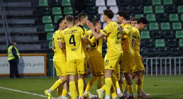 Köszöni a szurkolóknak a Kazincbarcika