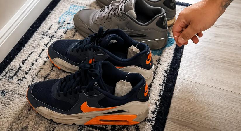 Teafiltereket tett a cipőjébe, olyan problémát oldott meg ezzel, amire nem sokan gondolnak