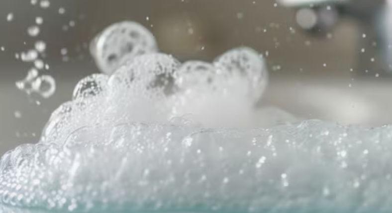 Szabadnapos rendőr a tusfürdők nyomában