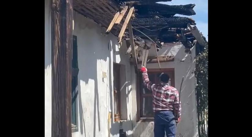 Lakhatatlanná vált a ház a tűzben - a hevesi községben gyűjtést szerveztek a bajba jutottaknak