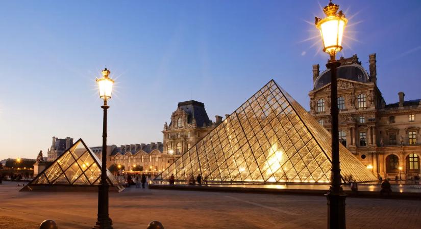 Óriási volt a pánik: lezárták a Louvre környékét - részletek