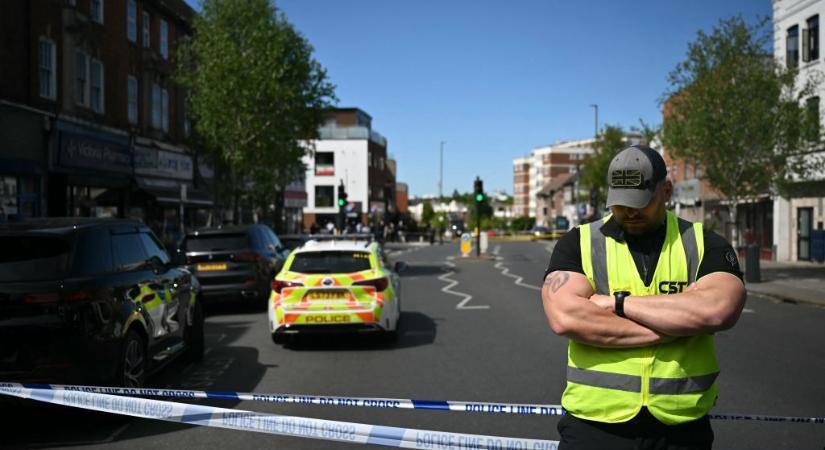 Két zsidó férfit késeltek meg Londonban