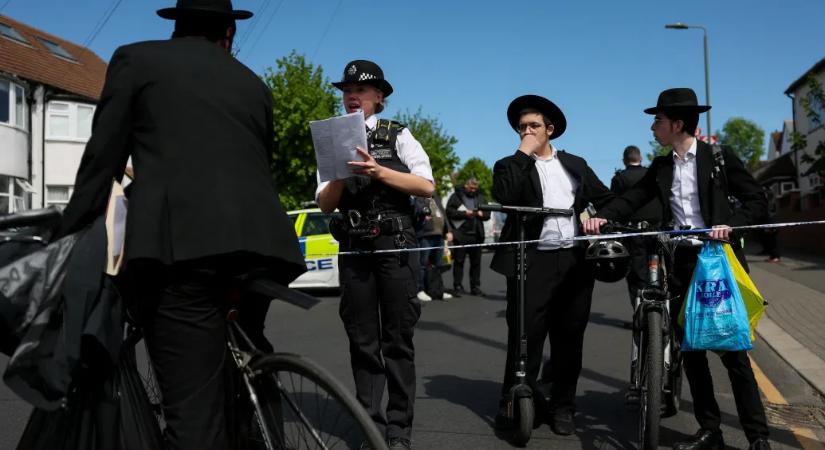 Két férfit megkéseltek Londonban, a támadó késsel üldözte az embereket, többeket is megpróbált megszúrni