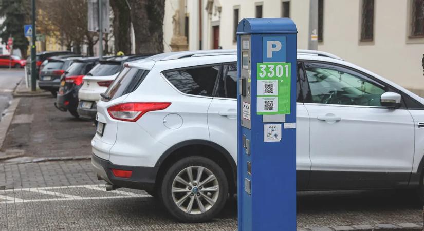 Figyelem! Nem mindenhol lesz ingyenes a parkolás Május 1-jén
