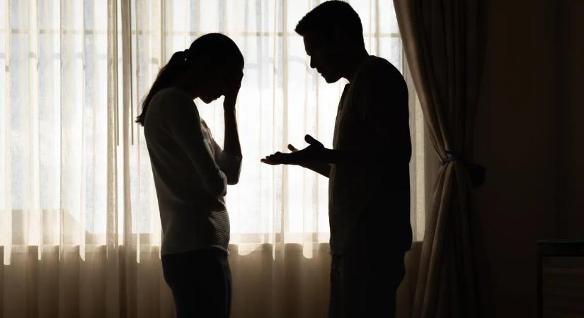 „Negyvenkét év után léptem ki a házasságomból: senki nem tudta, mit kellett elviselnem”