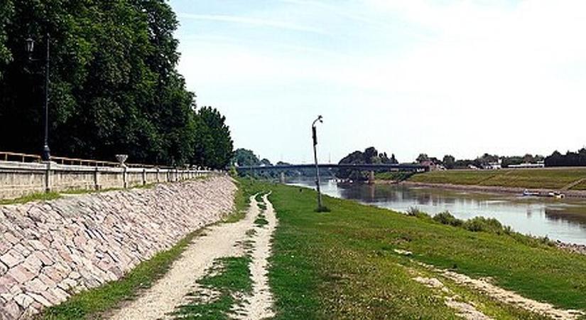 Nem támogatja az akkumulátoripai beruházásokat Szolnok közgyűlése