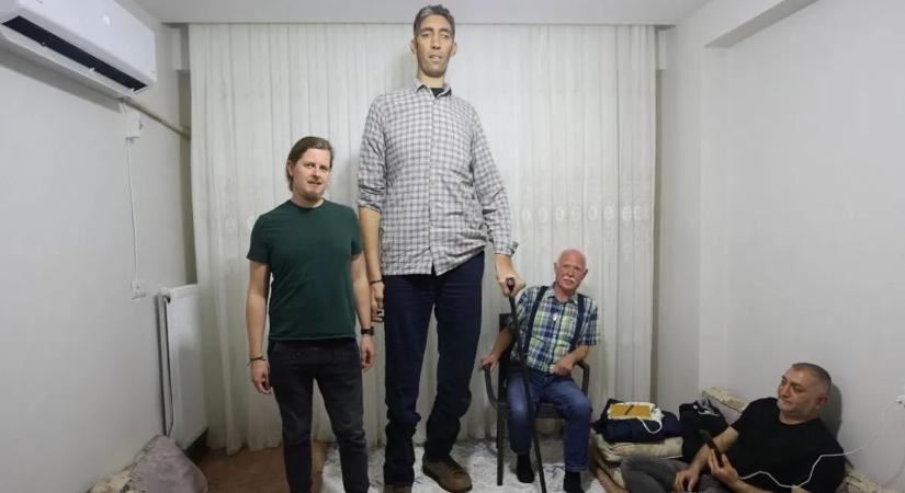 Összeomlott a világ legmagasabb embere: fájdalmas vallomást tett