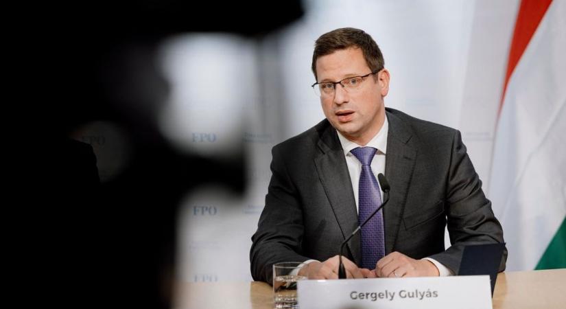 Gulyás Gergely: A Fidesz minden támogatást megad a Tiszának a védett üzemanyagár megtartásához
