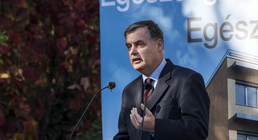 Hegedűs Zsolt kabinetjében dolgozhat a második Orbán-kormány helyettes államtitkára, akit 2020-ban Kásler Miklós rúgott ki egy intézet éléről