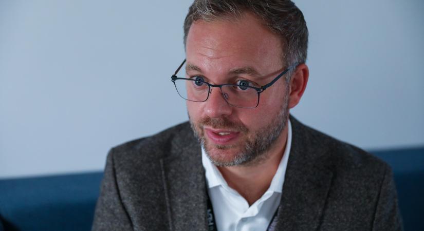 „Intellektuális inspirációt” adna a Fidesznek – megszólalt Orbán Balázs a brüsszeli küldetésről