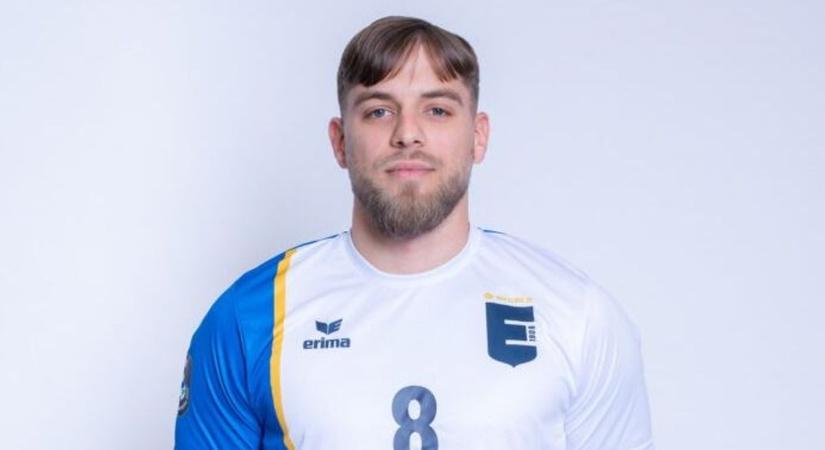 Heten a bő keretben