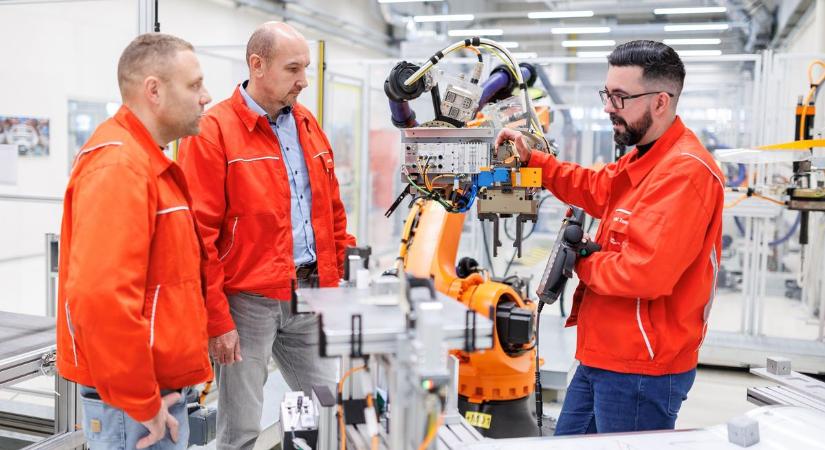 Rajtra készen a győri Audi - Újabb e-motor készül a világ legnagyobb motorgyárában