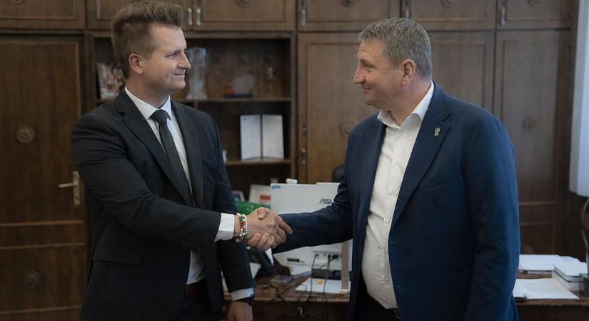 Vágner Ákos és dr. Bódis Péter egyeztetett egymással