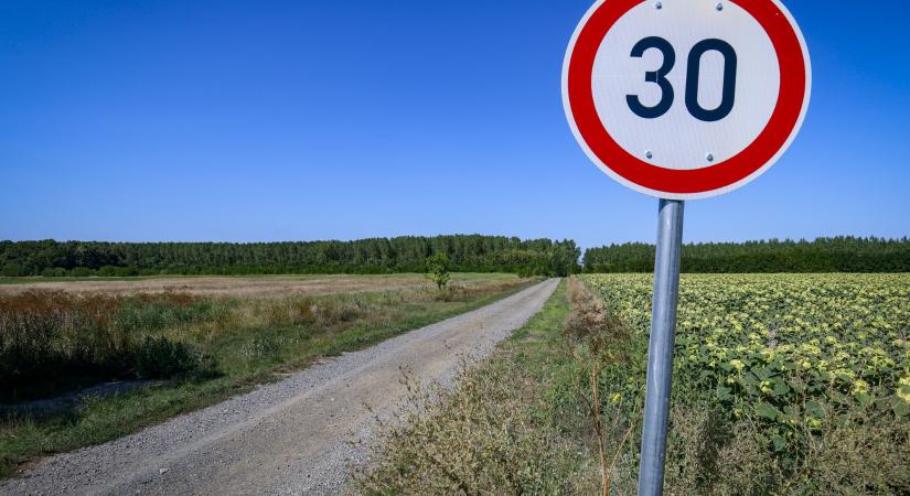 Víz és utak: nagy dobás előtt Újtikos