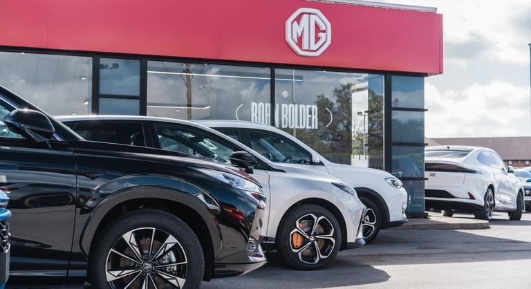 Magyarország helyett másik EU-s országban építhet gyárat a kínai autóóriás