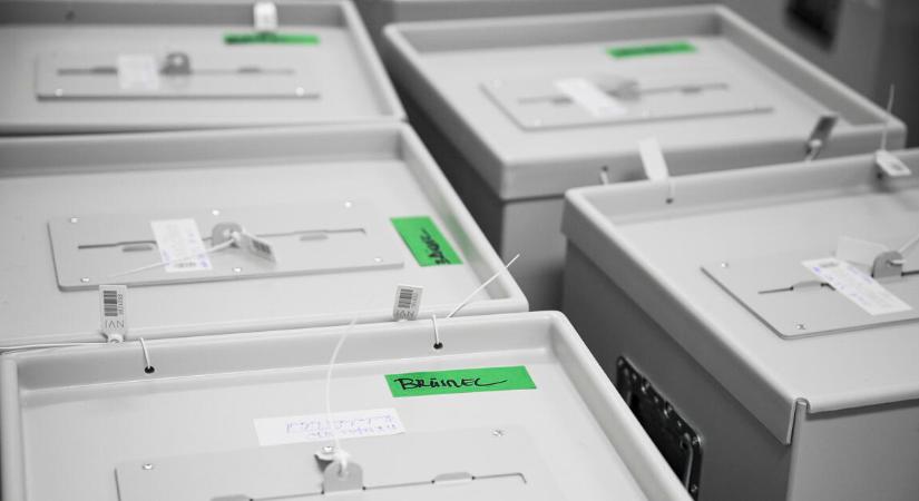 Itt a végeredmény a listás helyekről