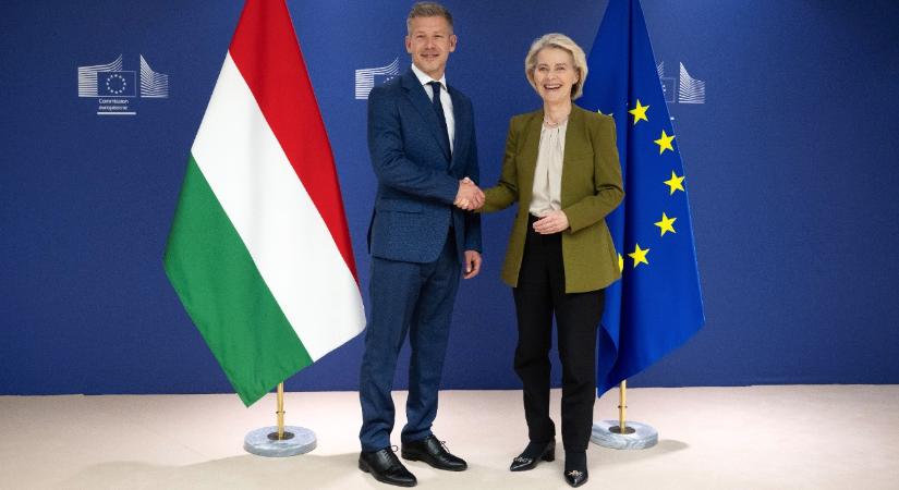 Magyar Péter a gyanús pénzutalások ügyéről tájékoztatott