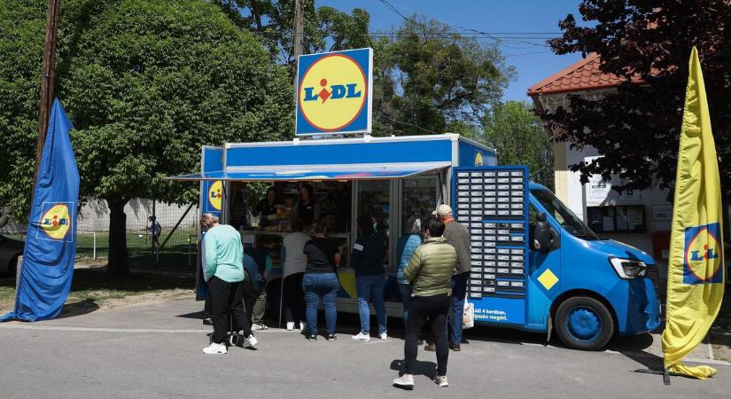 A Lidl mozgóboltja Győrasszonyfára is megérkezett - fotók