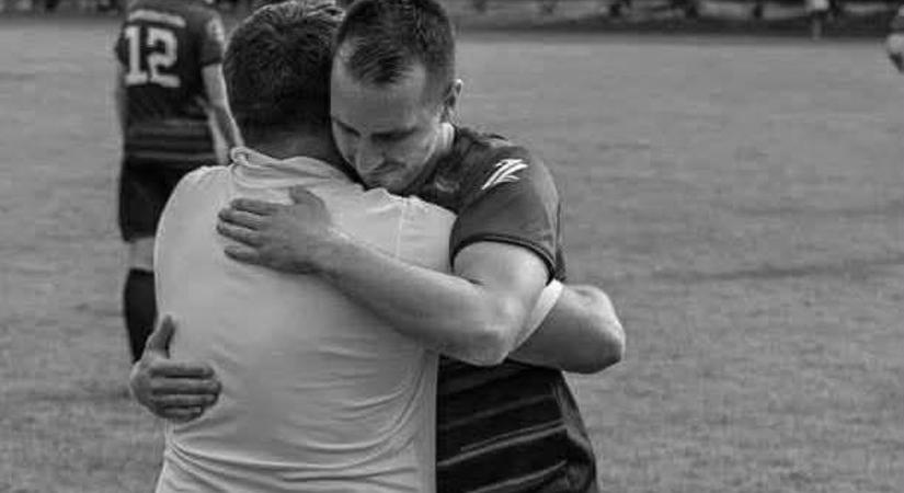 „Várlak titetek a hazai meccsem utolsó sípszavára” - jövő kedden búcsúztatják a balesetben elhunyt fociedzőt