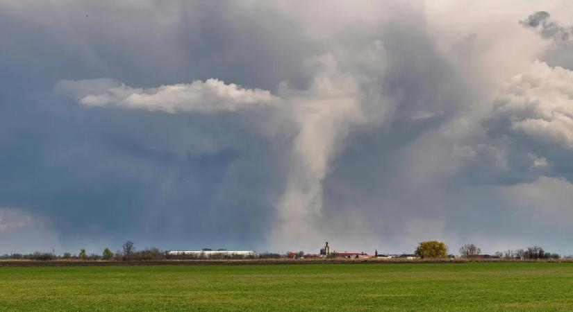 Porördögök kísértettek Magyarországon - videón a durva jelenség