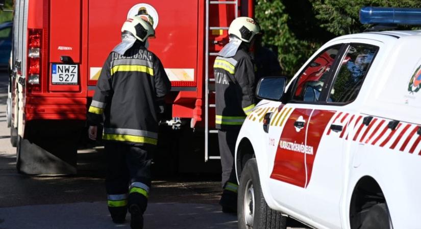 Két kamion ütközött, lezárták az M5-öst