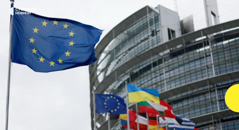 Az Európai Parlament megvonta négy lengyel európai parlamenti képviselő, köztük az ukránellenes Brown mentelmi jogát