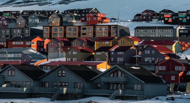 Az olvadó permafroszt veszélyezteti a Spitzbergák örökségét