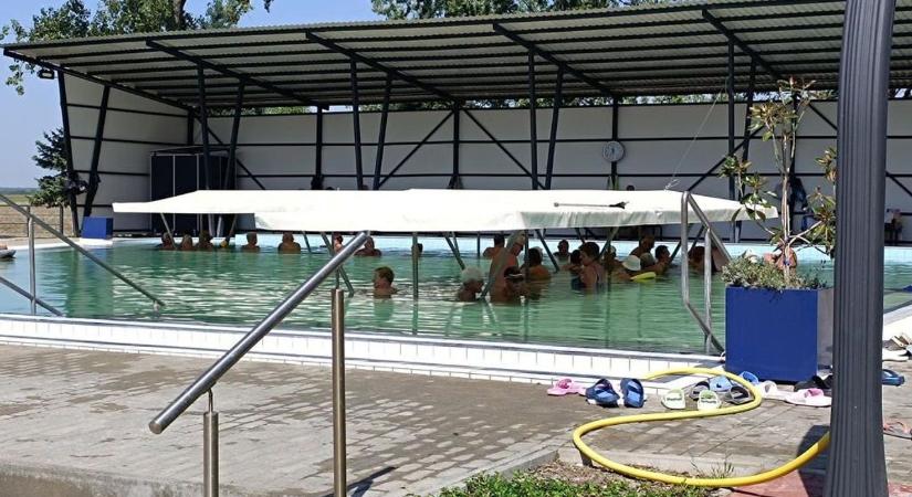 Így áll a helyzet a csornai és a kapuvári strandokon, ekkor nyitnak ki