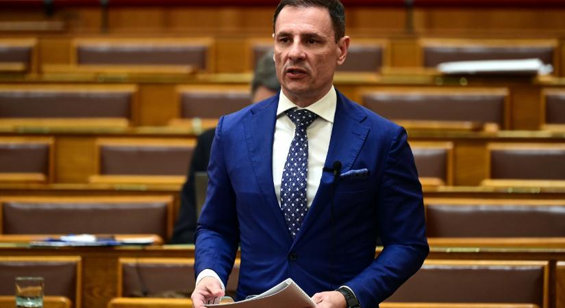 Juhász Péter Pál egyik kiskorú áldozata: Nem tudom elfogadni, hogy Tuzson Bence visszaüljön a parlamentbe